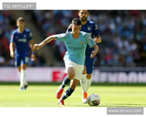 对话黄伟：回顾足球生涯的起伏与梦想追逐之路