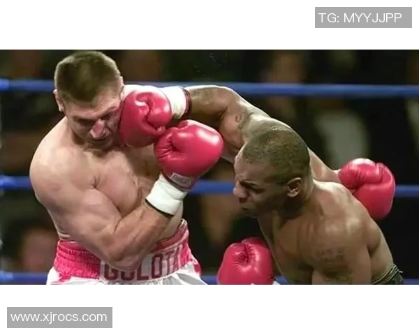 泰森与罗伊琼斯巅峰对决精彩集锦回顾与分析