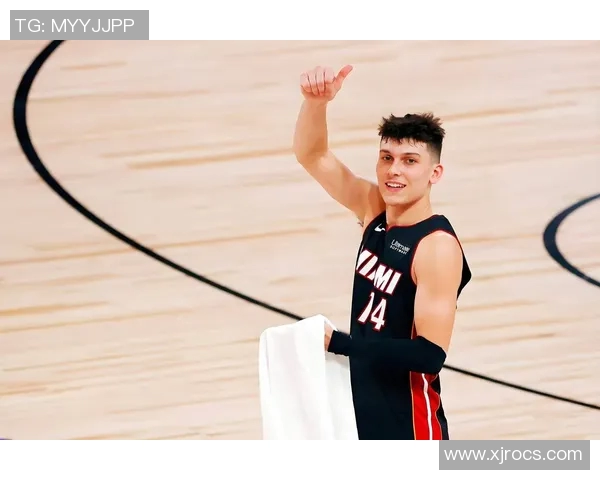 湖人对决热火希罗展现球场风采与激情的巅峰对决