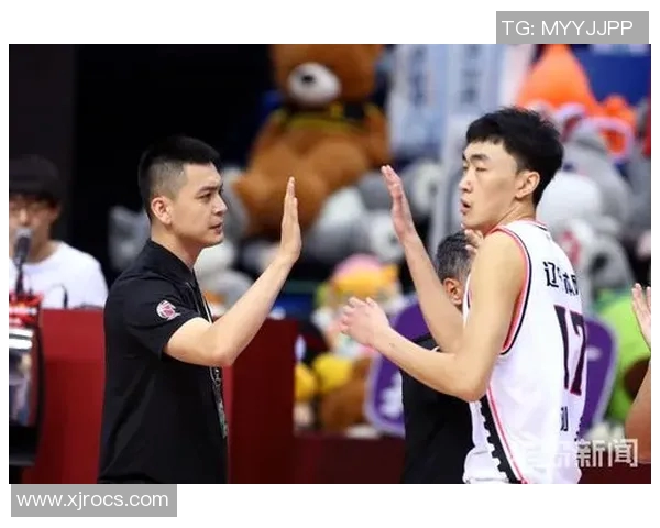 青岛队与辽宁队在第44轮激战正酣谁将赢得关键胜利 青岛队与辽宁队在第44轮激战正酣谁将赢得关键胜利