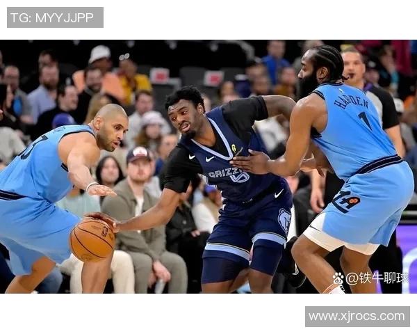 勇士队与快船激战回顾精彩录像全程回放分析与亮点解读 勇士队与快船激战回顾精彩录像全程回放分析与亮点解读