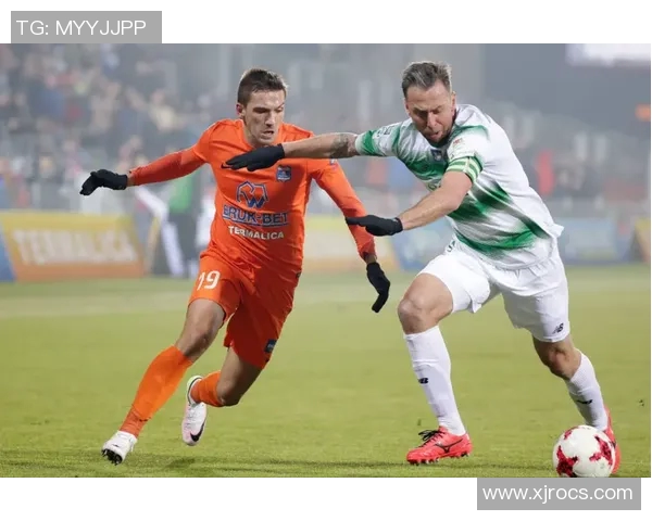 卡马尔与瓦尔贝里激战正酣谁能在赛场上笑到最后