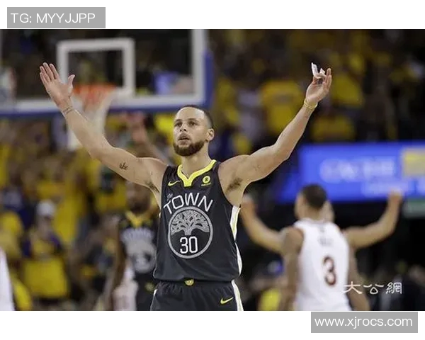 骑士与勇士激战正酣比分直播全程追踪精彩瞬间不容错过 骑士与勇士激战正酣比分直播全程追踪精彩瞬间不容错过