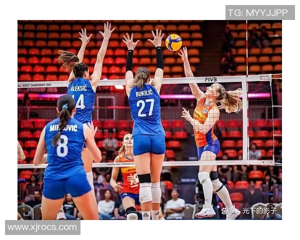 女排世界联赛巅峰对决意大利与塞尔维亚的精彩较量与赛后分析