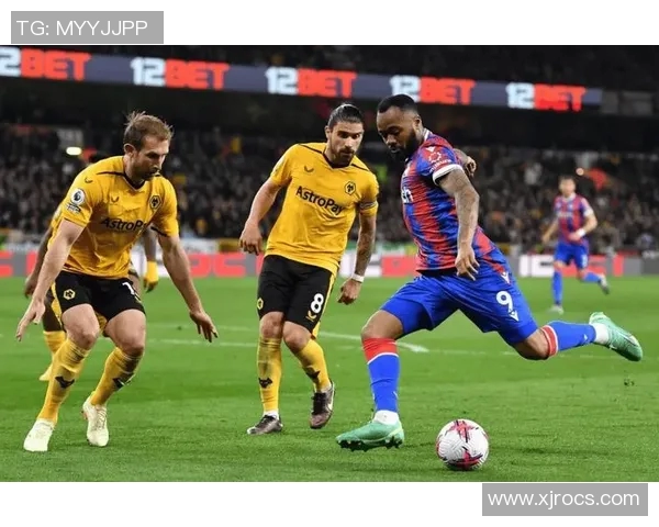 曼联与水晶宫激战正酣谁能在英超赛场上笑到最后 曼联与水晶宫激战正酣谁能在英超赛场上笑到最后