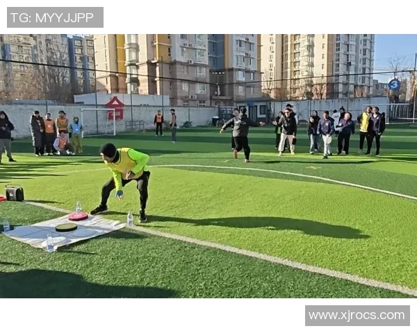 深圳飞盘队与广州飞盘队赛后分析灵活性对比与战术启示 深圳飞盘队与广州飞盘队赛后分析灵活性对比与战术启示